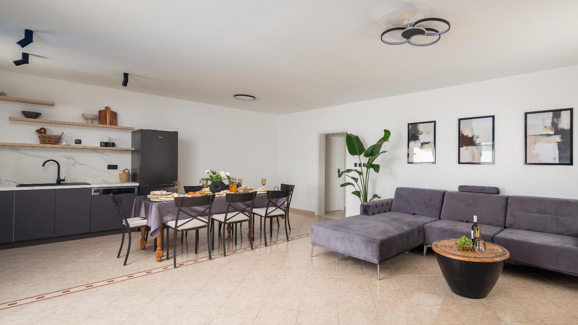 Apartment Bella Figura - Heated Pool Omis
