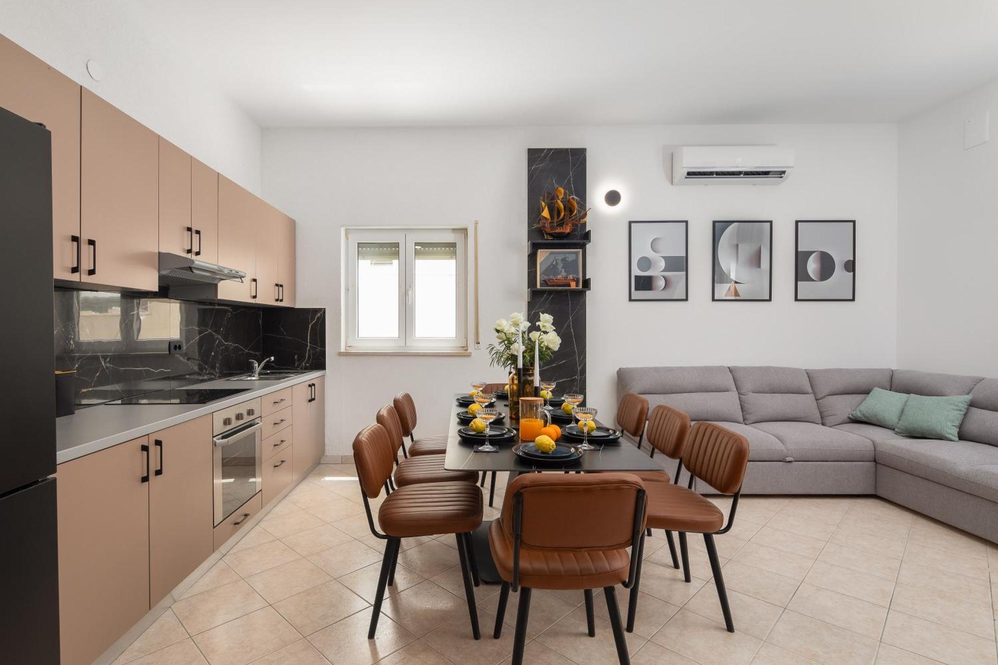 Apartment Bella Figura - Heated Pool