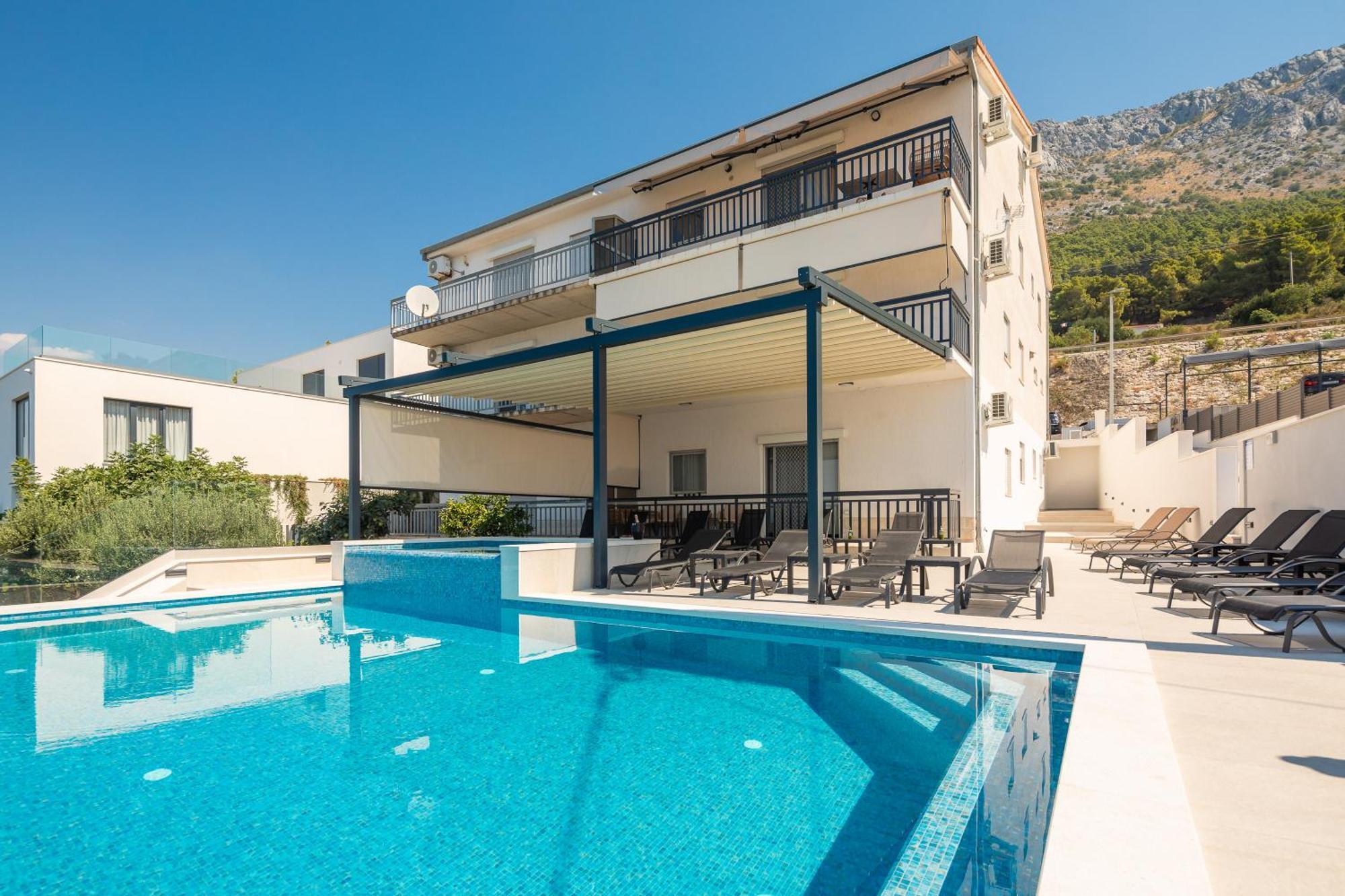Apartment Bella Figura - Heated Pool *